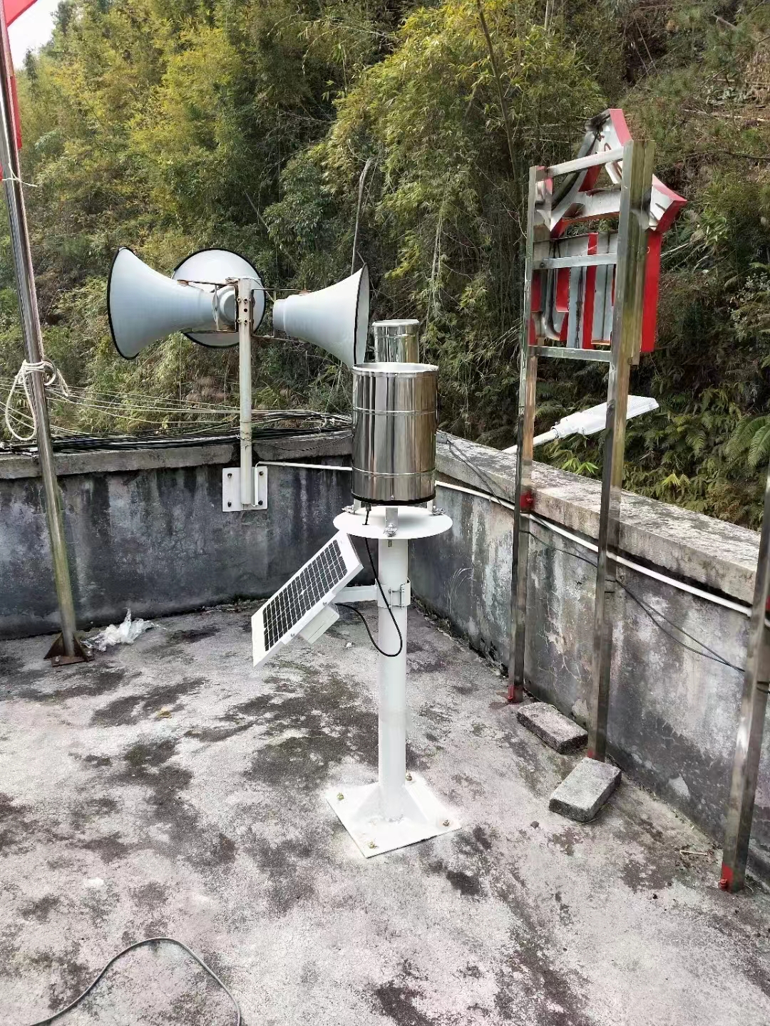 1704852226678648.jpg 7eb162a80196e2722081ecb852c490c.jpg